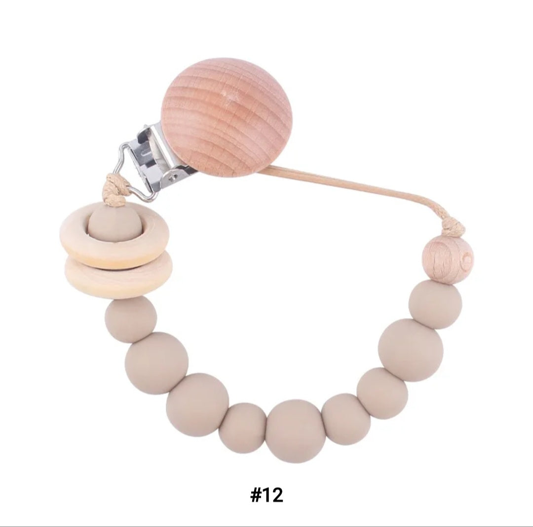 Pacifier clip with rings